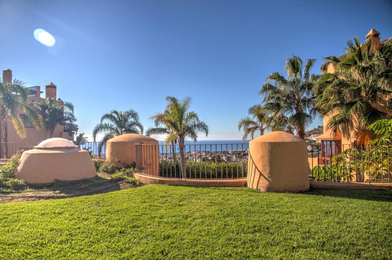 4 Bedroom Holiday Townhouse In Riviera Del Sol With Sea Views Sitio de Calahonda Exteriör bild