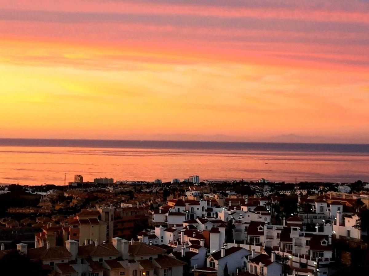 4 Bedroom Holiday Townhouse In Riviera Del Sol With Sea Views Sitio de Calahonda Exteriör bild